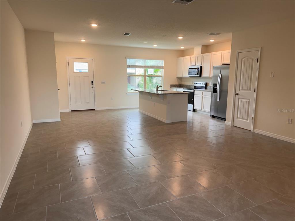 17085 Water Spring Boulevard Winter Garden, FL 34787 - Photo 5 of 29