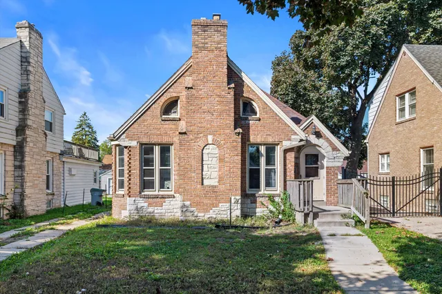 $139,900 | 4139 North 50th Street, Milwaukee, WI 53216