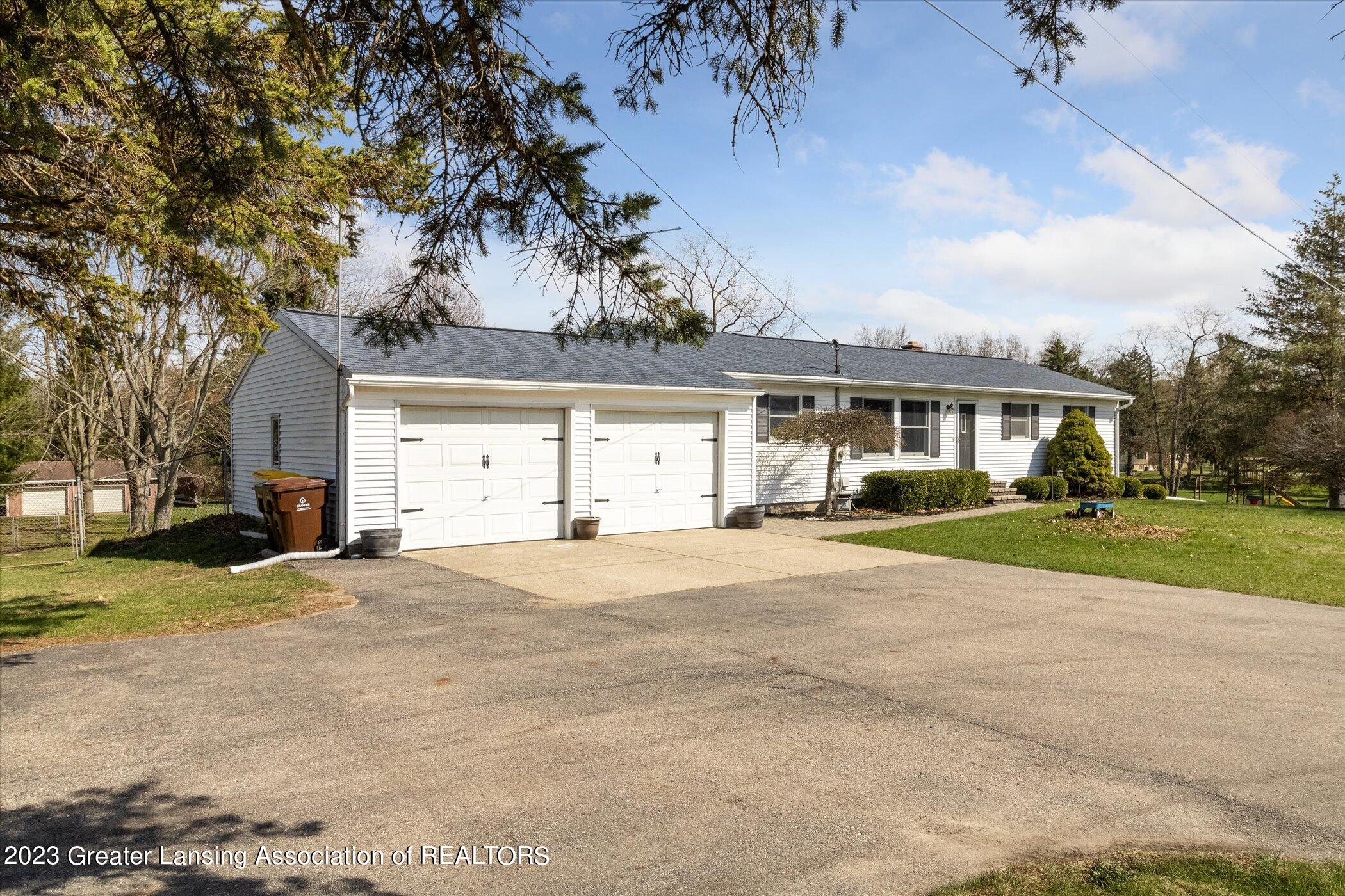 14961 Dunn Road Haslett, MI 48840 - Photo 43 of 58 48-14961-Dunn-Rd-Haslett-MI-48840-Window