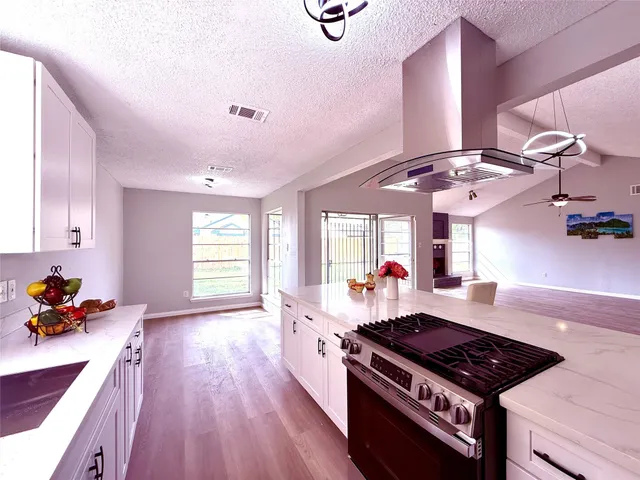 $1,950 | 12071 Plumbrook Drive, Houston, TX 77099