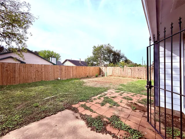 $1,950 | 12071 Plumbrook Drive, Houston, TX 77099