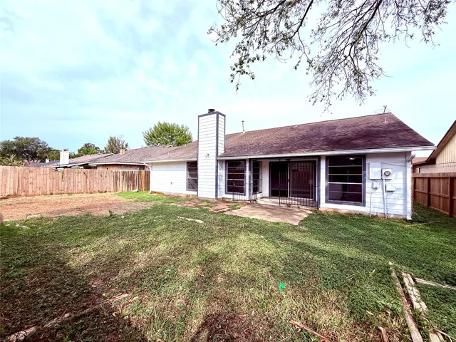 $1,950 | 12071 Plumbrook Drive, Houston, TX 77099