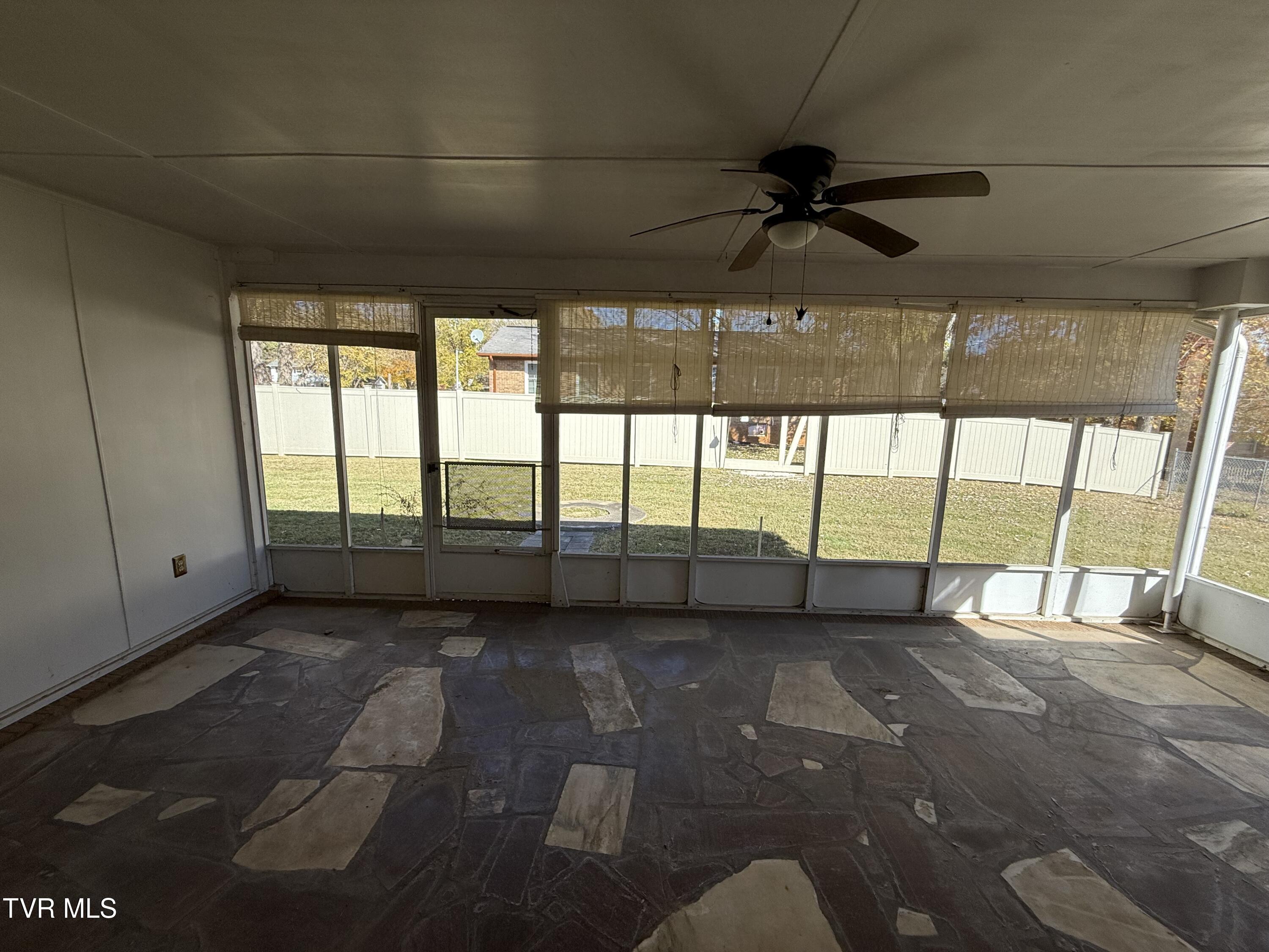 3303 Martin Farm Road Johnson City, TN 37601 - Photo 51 of 59 IMG_9610