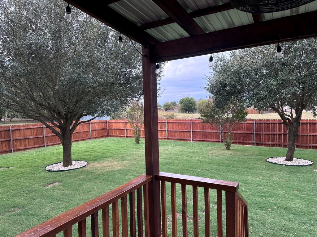 744 North Old Robinson Road Robinson, TX 76706 - Photo 3 of 24