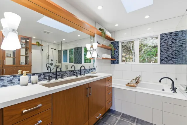 $3,148,000 | 1700 Valley View Avenue, Belmont, CA 94002