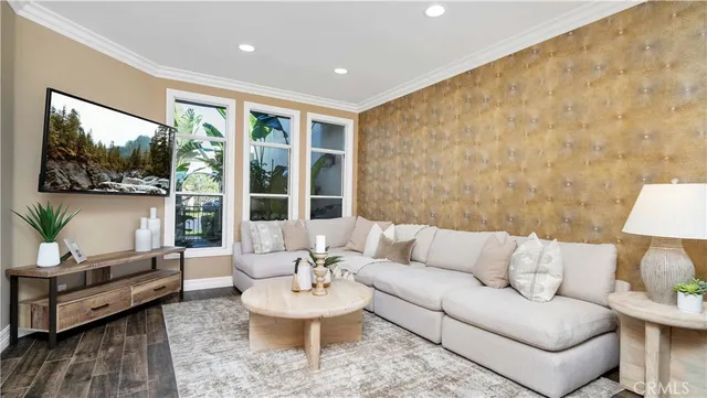 $1,292,000 | 4 Vista Frondosa, Rancho Santa Margarita, CA 92688