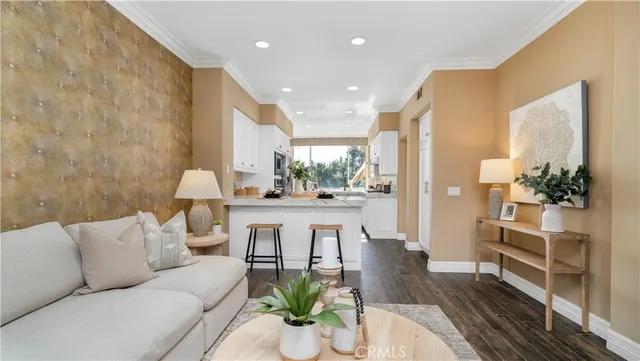 $1,292,000 | 4 Vista Frondosa, Rancho Santa Margarita, CA 92688