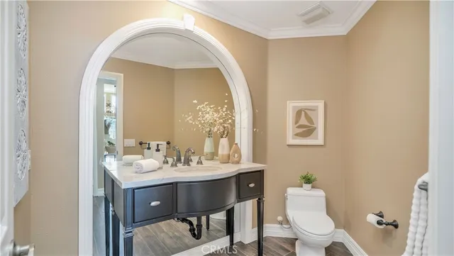 $1,292,000 | 4 Vista Frondosa, Rancho Santa Margarita, CA 92688