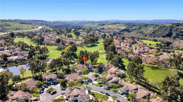 $1,292,000 | 4 Vista Frondosa, Rancho Santa Margarita, CA 92688