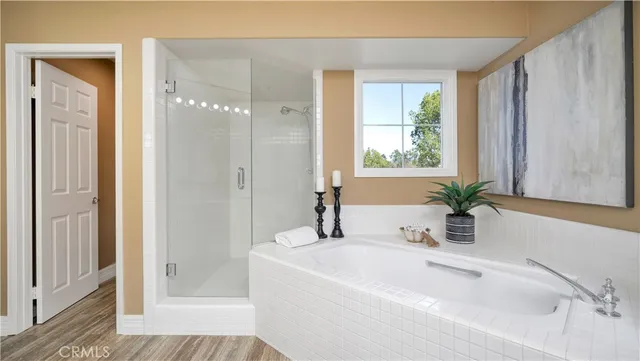 $1,292,000 | 4 Vista Frondosa, Rancho Santa Margarita, CA 92688