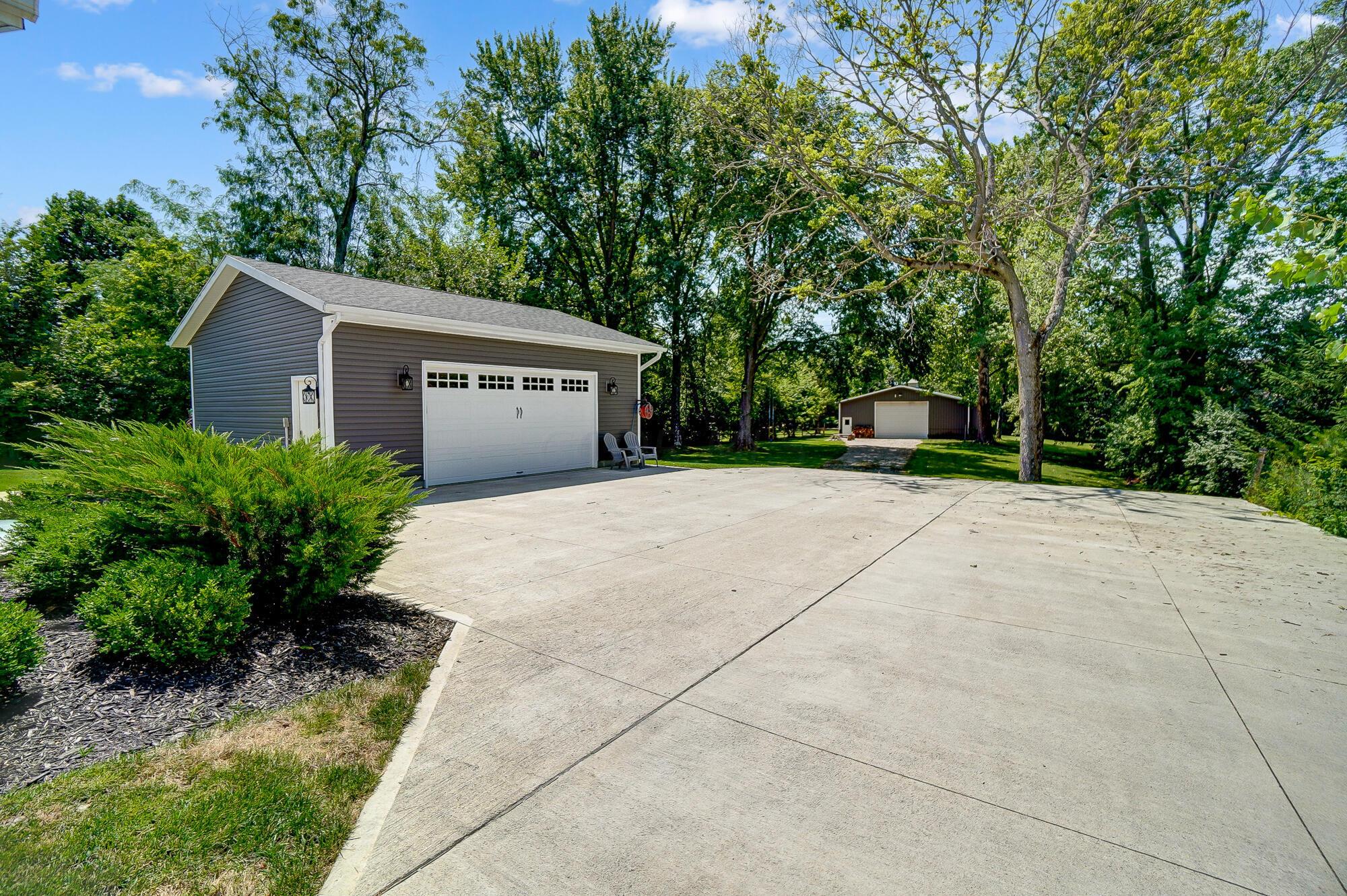 687 Shrine Road Springfield, OH 45504 - Photo 64 of 80 074