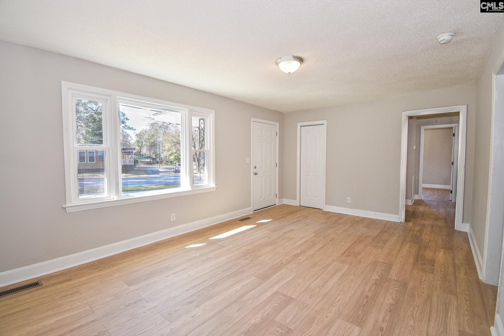 5400 Pinestraw Road Columbia, SC 29206 - Photo 2 of 39