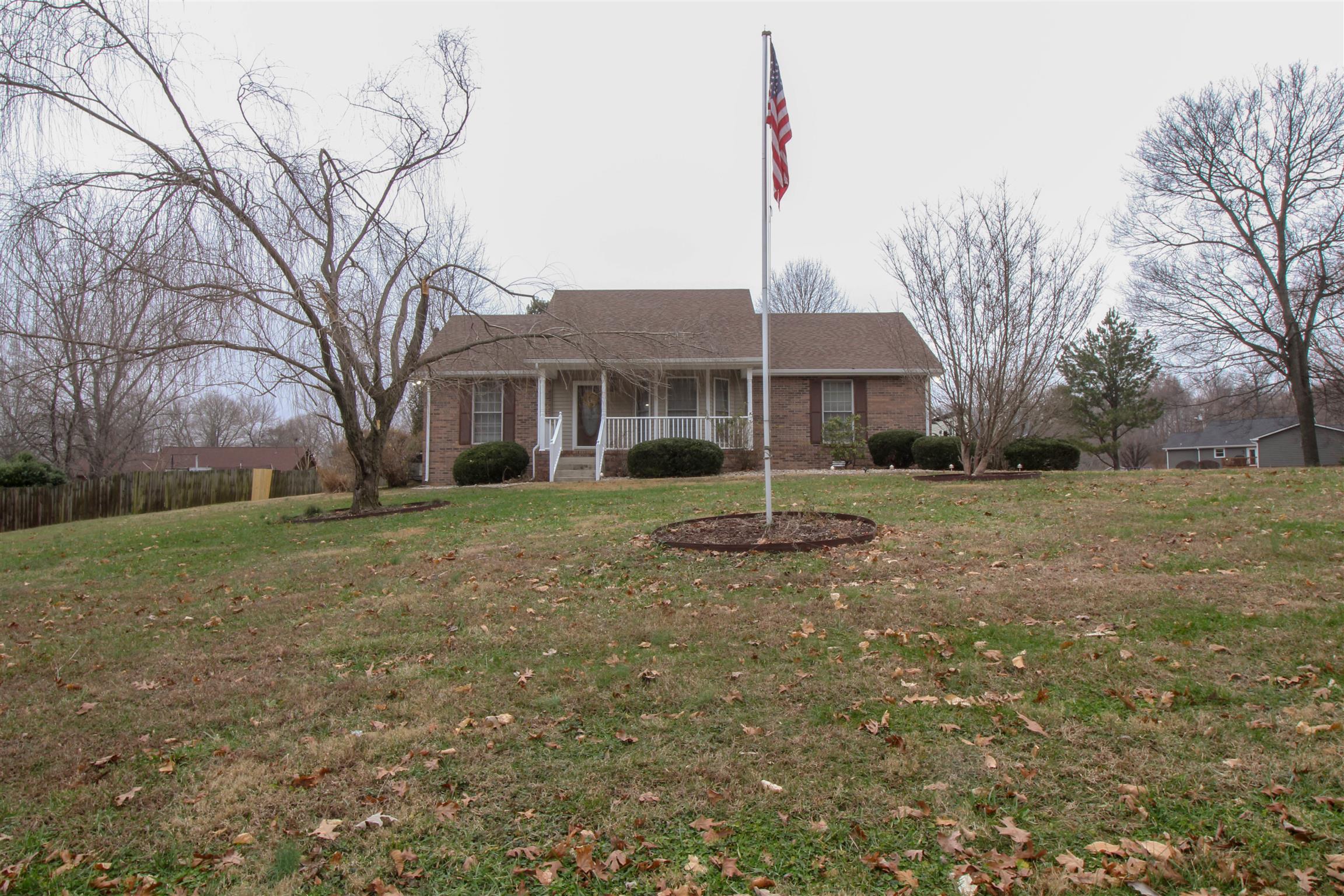 807 Hunters Crossing Lane Springfield, TN 37172 - Photo 3 of 16 a front view of a house with a yard