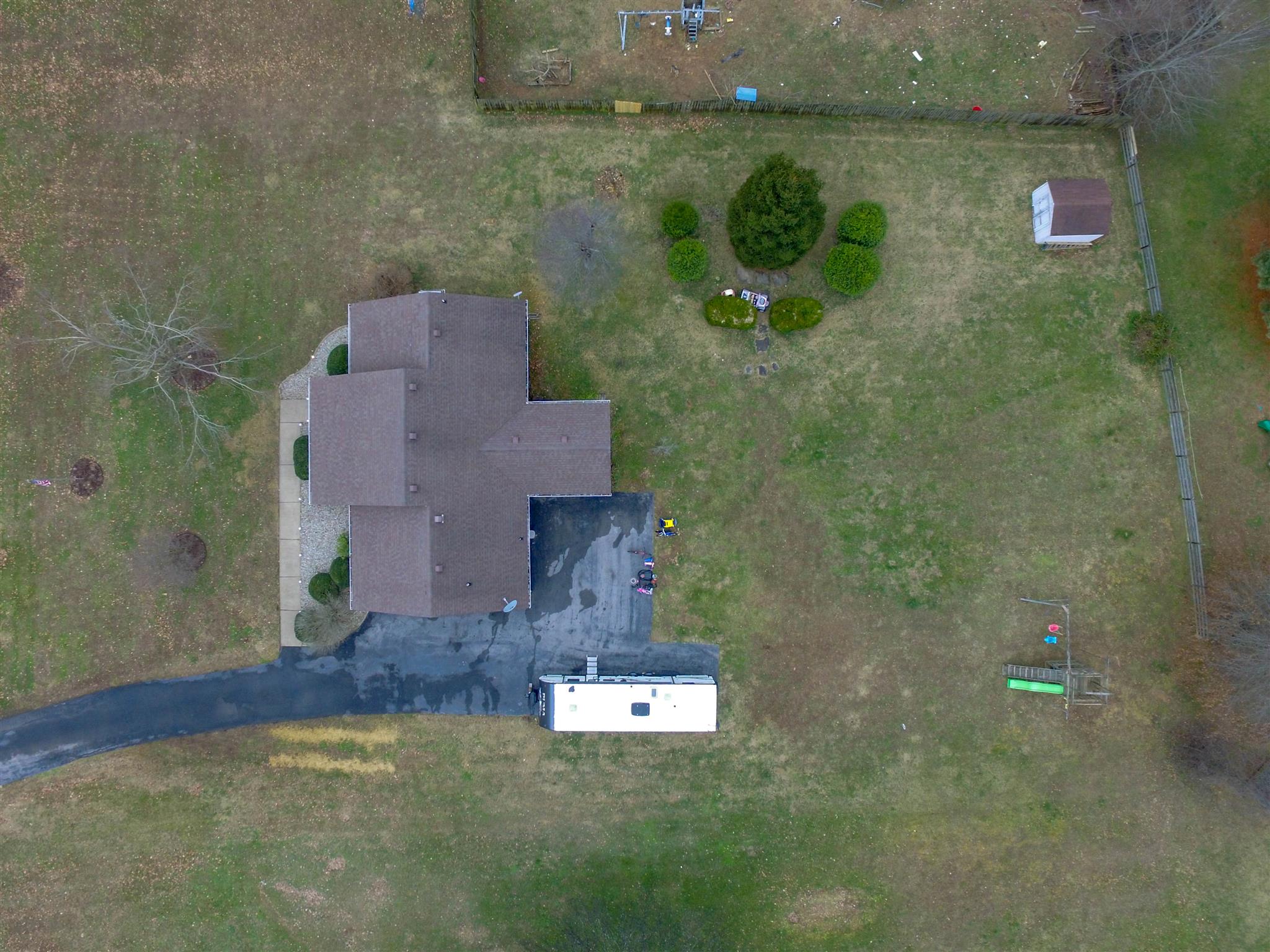 807 Hunters Crossing Lane Springfield, TN 37172 - Photo 4 of 16 an aerial view of a house with a yard