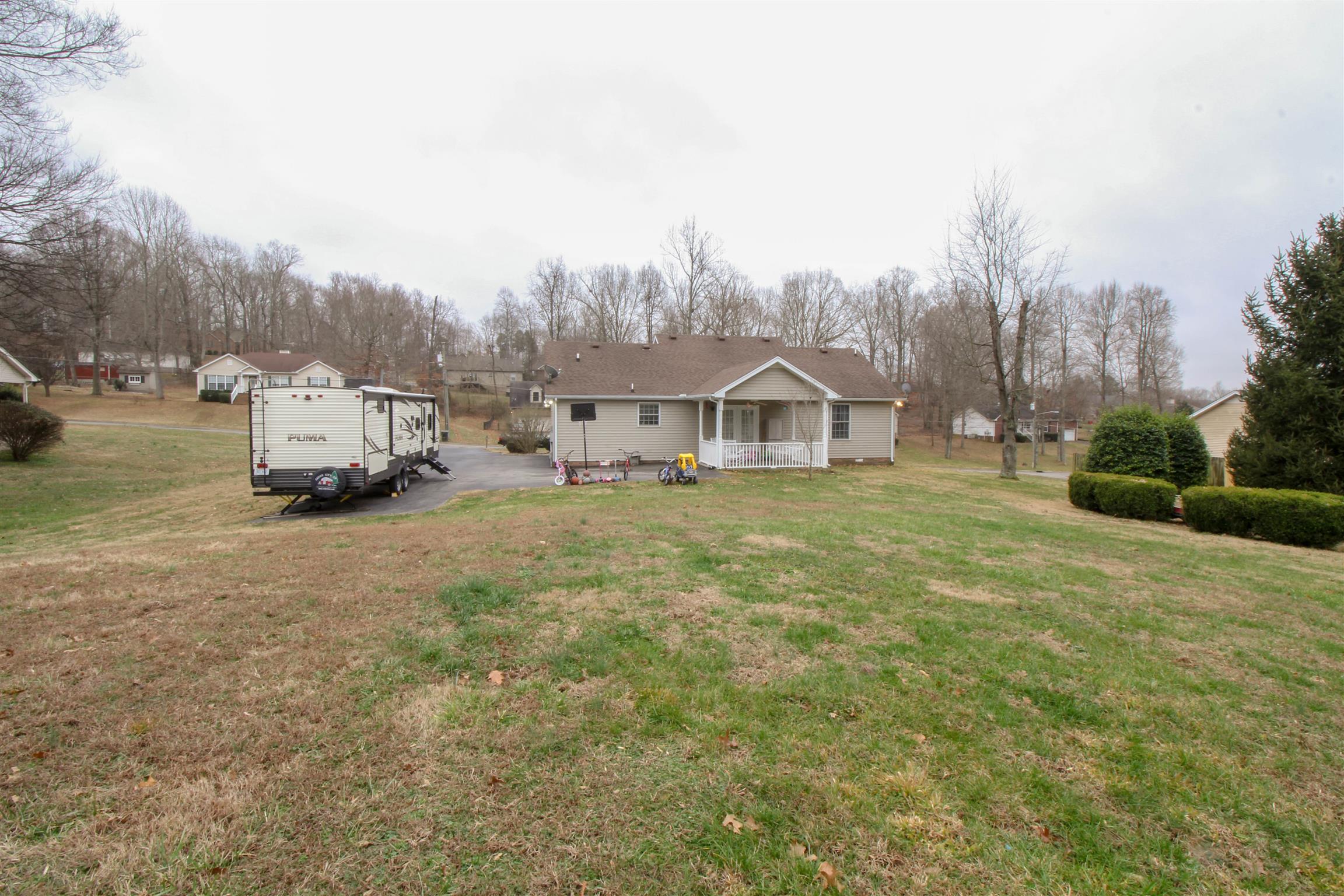 807 Hunters Crossing Lane Springfield, TN 37172 - Photo 5 of 16 a car parked on the side of the road
