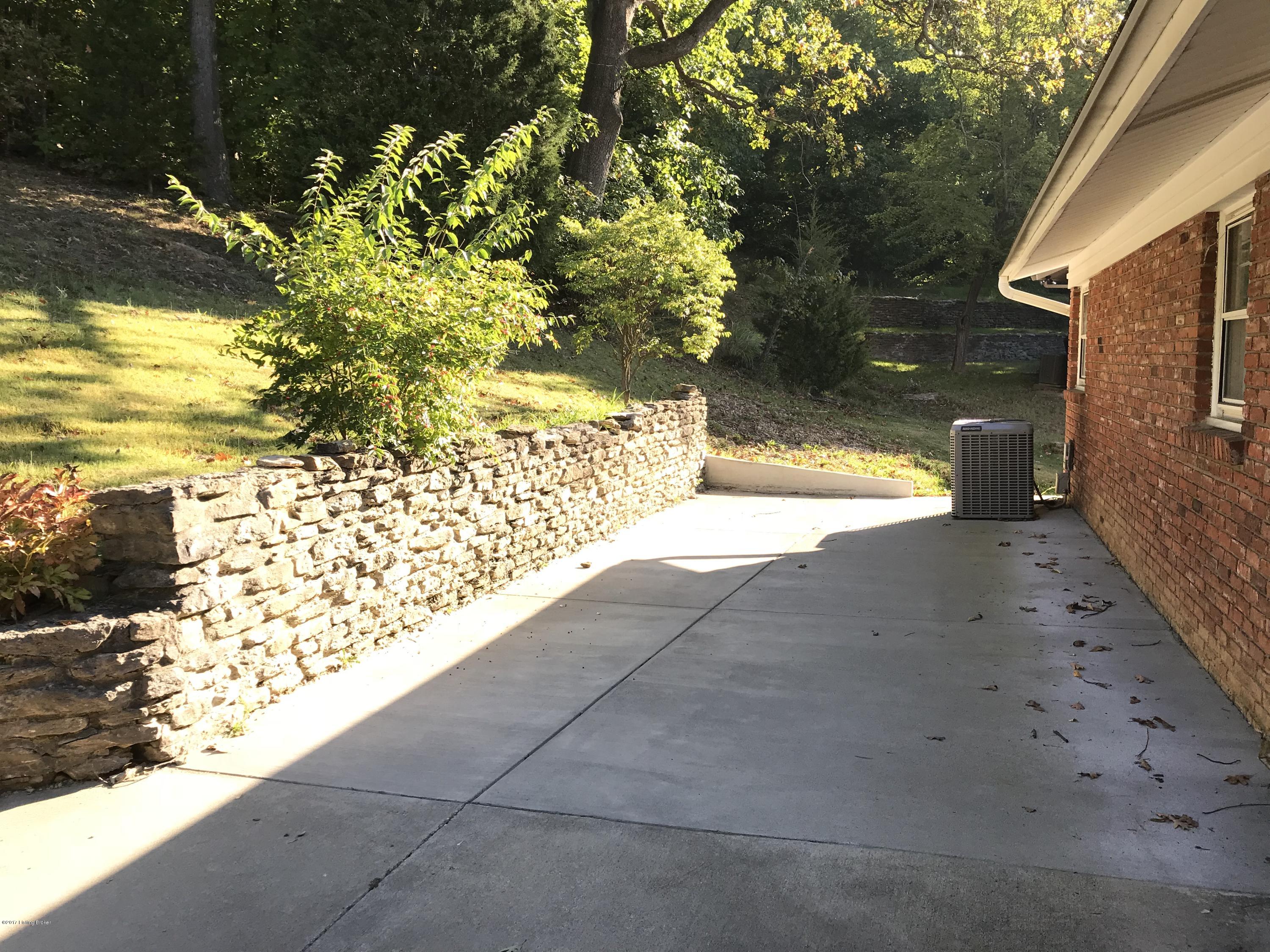 503 Hill Ridge Road Louisville, KY 40214 - Photo 9 of 9 FEBCE279-6020-422B-9CFA-A905656A5248