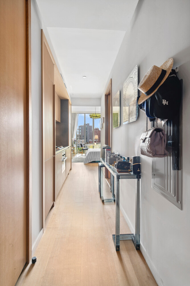 565 Broome Street, Unit S8B Manhattan, NY 10013 - Photo 7 of 21