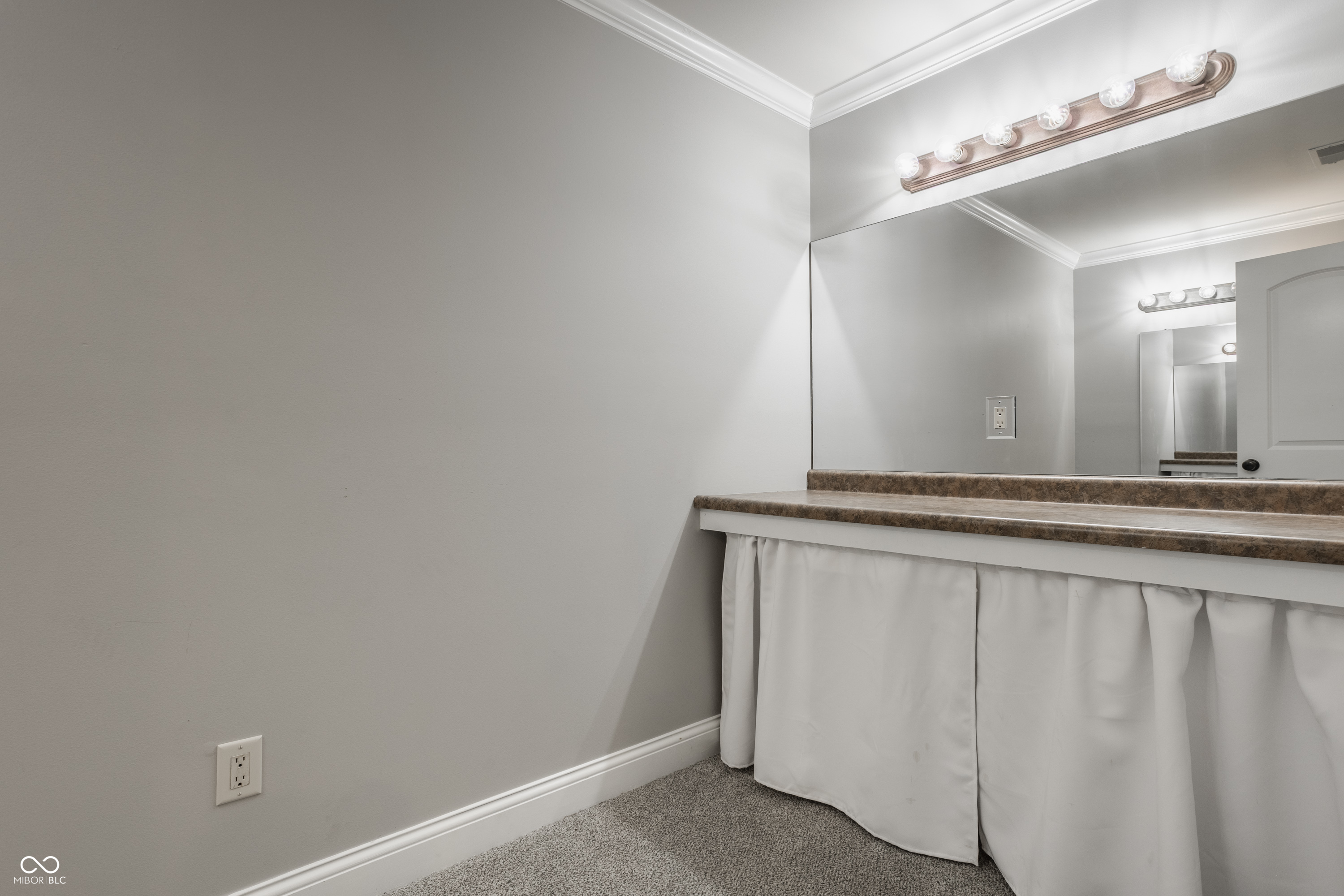 12815 Olio Road Fishers, IN 46037 - Photo 64 of 112