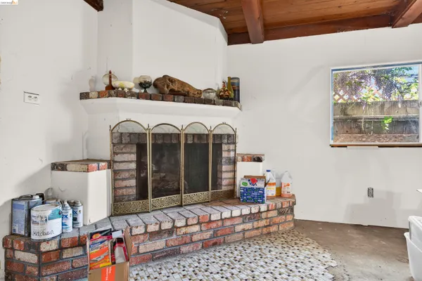 $599,000 | 1050 Sierra Avenue, Martinez, CA 94553