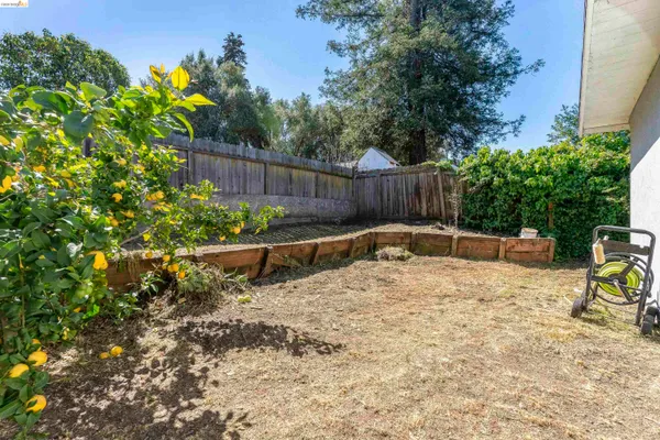 $599,000 | 1050 Sierra Avenue, Martinez, CA 94553