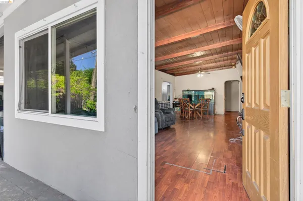 $599,000 | 1050 Sierra Avenue, Martinez, CA 94553