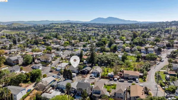 $599,000 | 1050 Sierra Avenue, Martinez, CA 94553