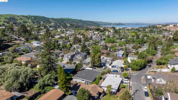 $599,000 | 1050 Sierra Avenue, Martinez, CA 94553