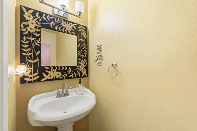 $459,000 | 8735 North Cedar Avenue, Unit 151, Fresno, CA 93720