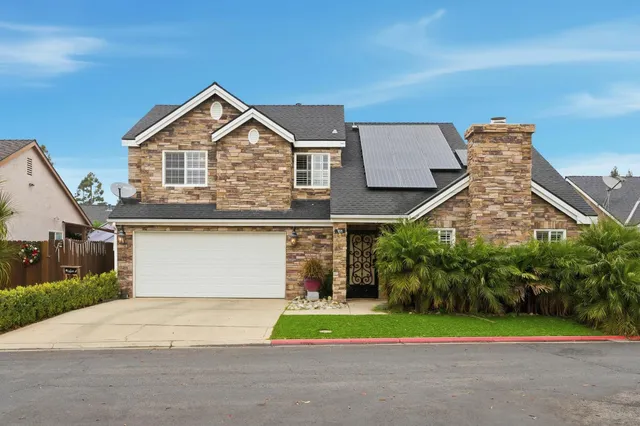 $459,000 | 8735 North Cedar Avenue, Unit 151, Fresno, CA 93720