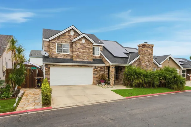 $459,000 | 8735 North Cedar Avenue, Unit 151, Fresno, CA 93720