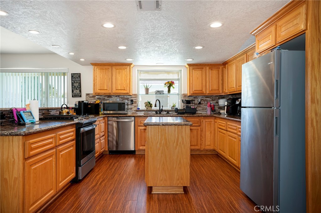 14664 Pamlico Road Apple Valley, CA 92307 - Photo 14 of 49 Gallery Image 14