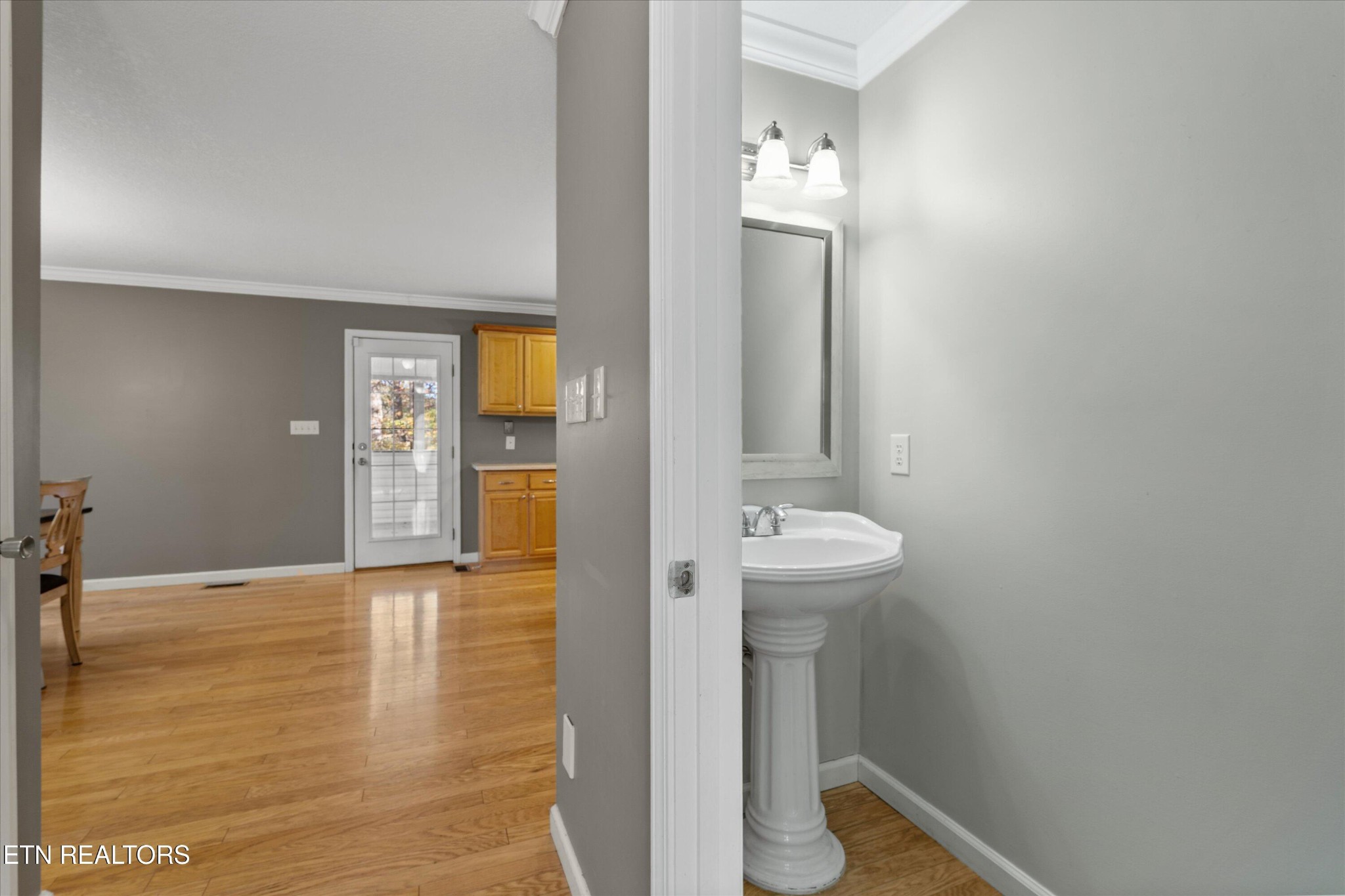 151 Huntington Lane Heiskell, TN 37754 - Photo 9 of 40 a view of an entryway with wooden floor