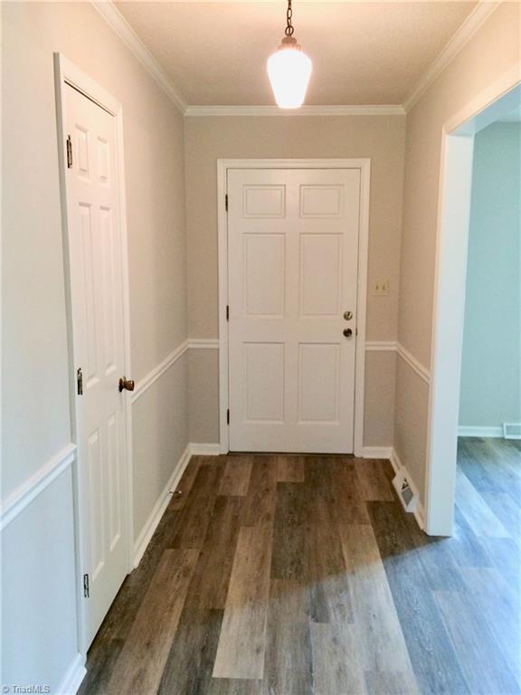 4532 Walpole Road High Point, NC 27265 - Photo 7 of 15