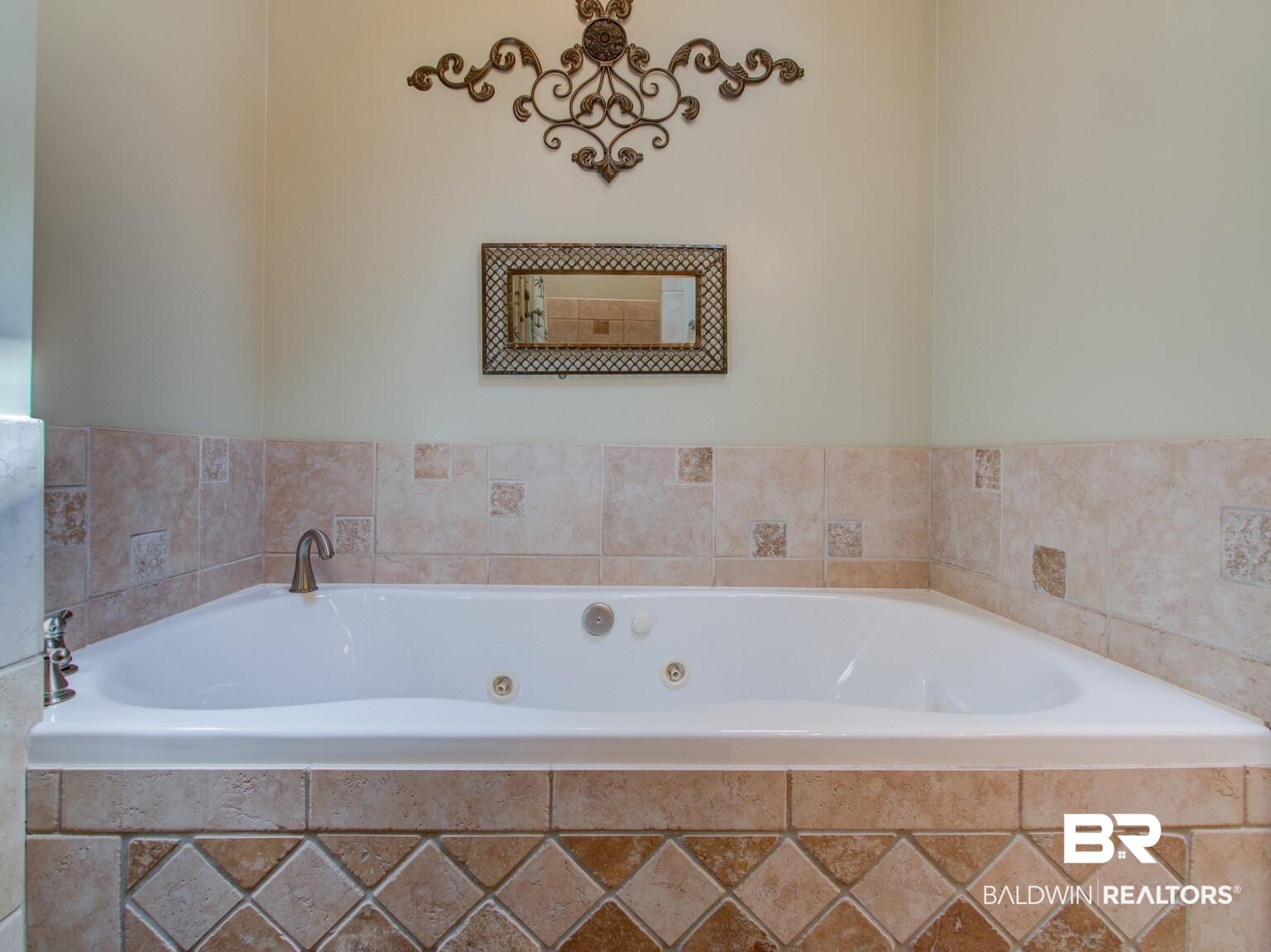 104 Everade Circle Daphne, AL 36526 - Photo 35 of 49 Jetted Tub
