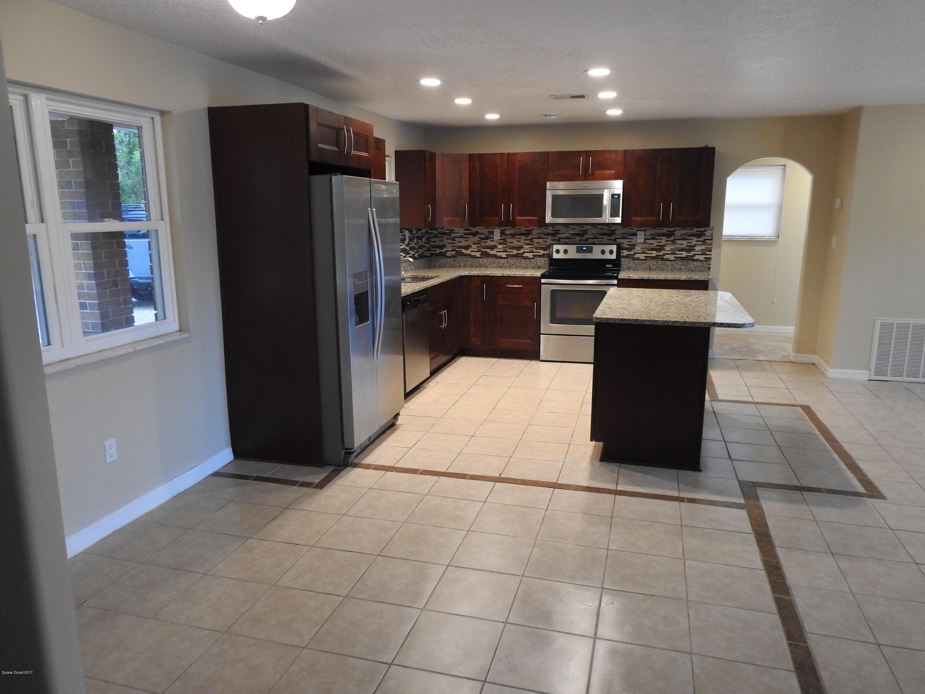 525 Cox Road Cocoa, FL 32926 - Photo 8 of 38 DSCN4500 - Copy