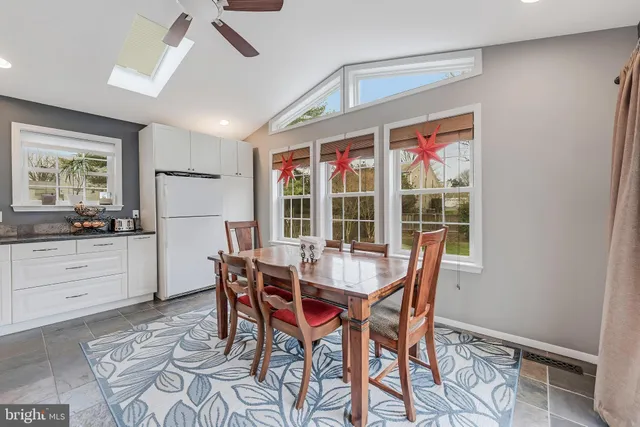 $3,700 | 12918 Framingham Court, Herndon, VA 20171