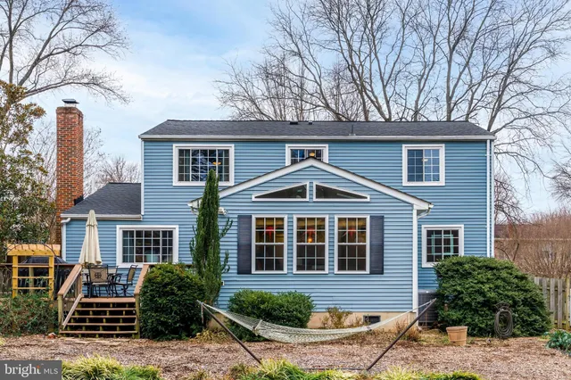 $3,700 | 12918 Framingham Court, Herndon, VA 20171