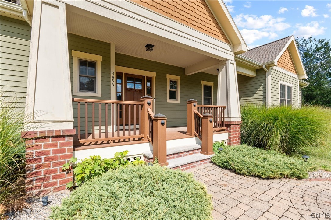 8456 Brae Leure Road Manlius, NY 13104 - Photo 3 of 50