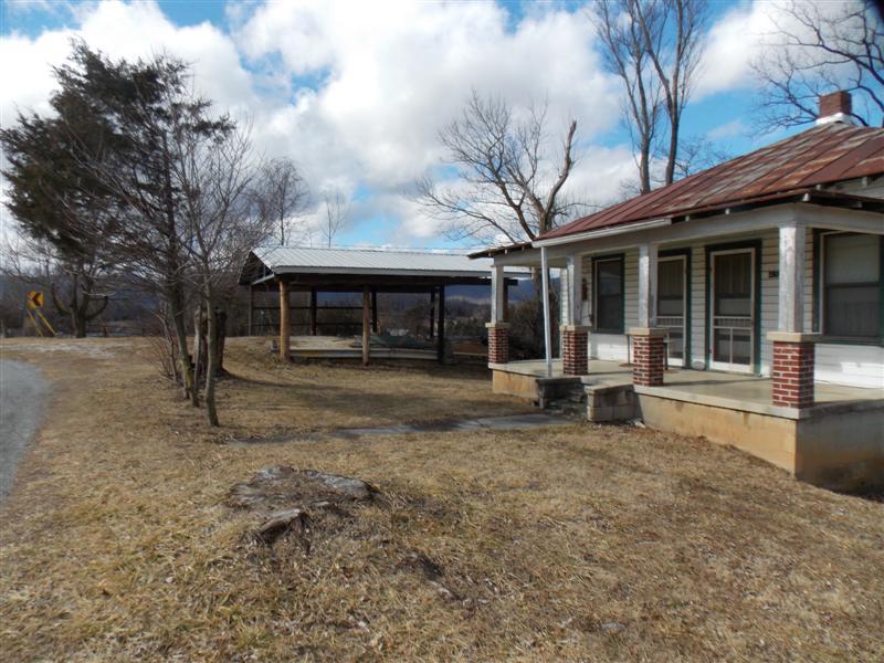 4332 Country Club Road Troutville, VA 24175 - Photo 1 of 10 House