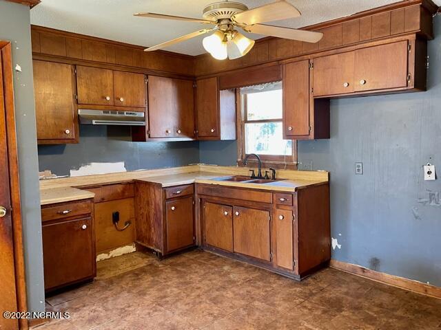 6328 Stantonsburg Road Farmville, NC 27828 - Photo 3 of 12 IMG_4434