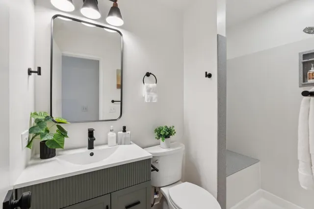 $919,000 | 93 Caribe Isle, Novato, CA 94949