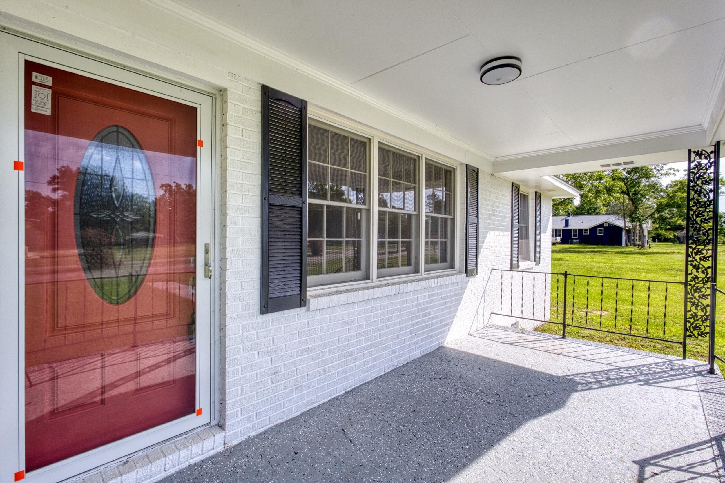 125 Aiken Street Springfield, SC 29146 - Photo 5 of 38