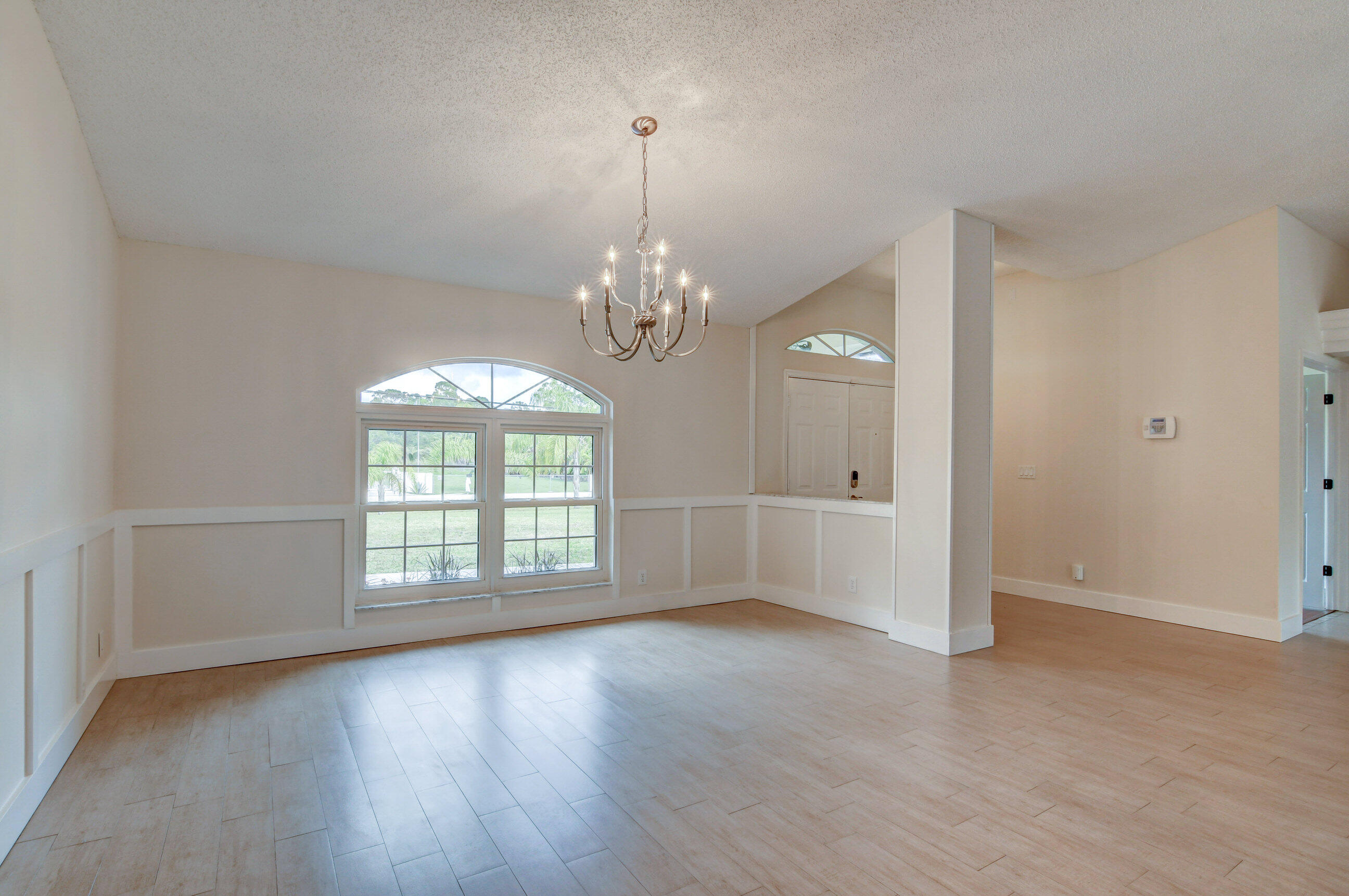 15576 86th Road North Loxahatchee, FL 33470 - Photo 22 of 59 Dining Room