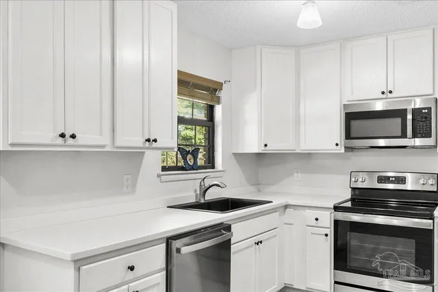 $223,750 | 2961 English Oak Circle, Pensacola, FL 32526