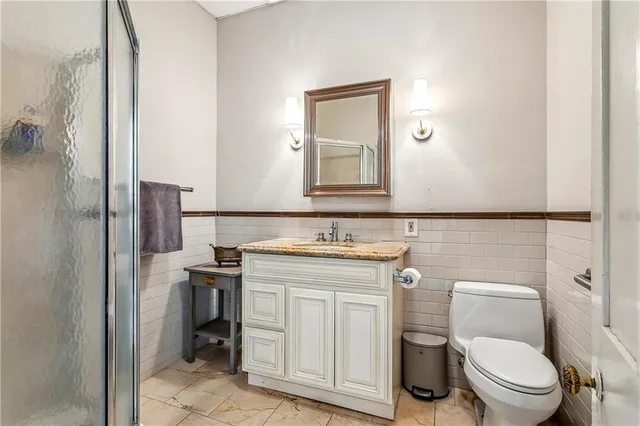 $1,895,000 | 2817 Chestnut Street, New Orleans, LA 70115
