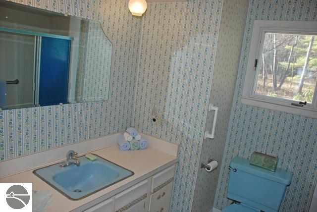 12456 Bluff Road Traverse City, MI 49686 - Photo 22 of 25 1741071-21.JPG