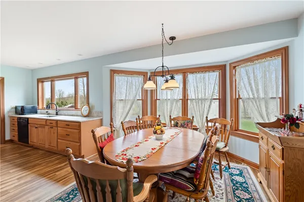 $749,900 | 6568 Florence Lane, Livonia, NY 14487