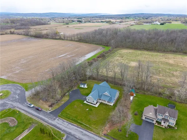 $749,900 | 6568 Florence Lane, Livonia, NY 14487