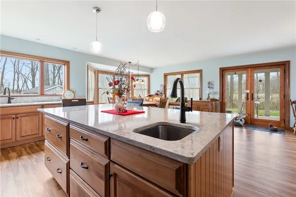 $749,900 | 6568 Florence Lane, Livonia, NY 14487