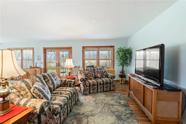 $749,900 | 6568 Florence Lane, Livonia, NY 14487